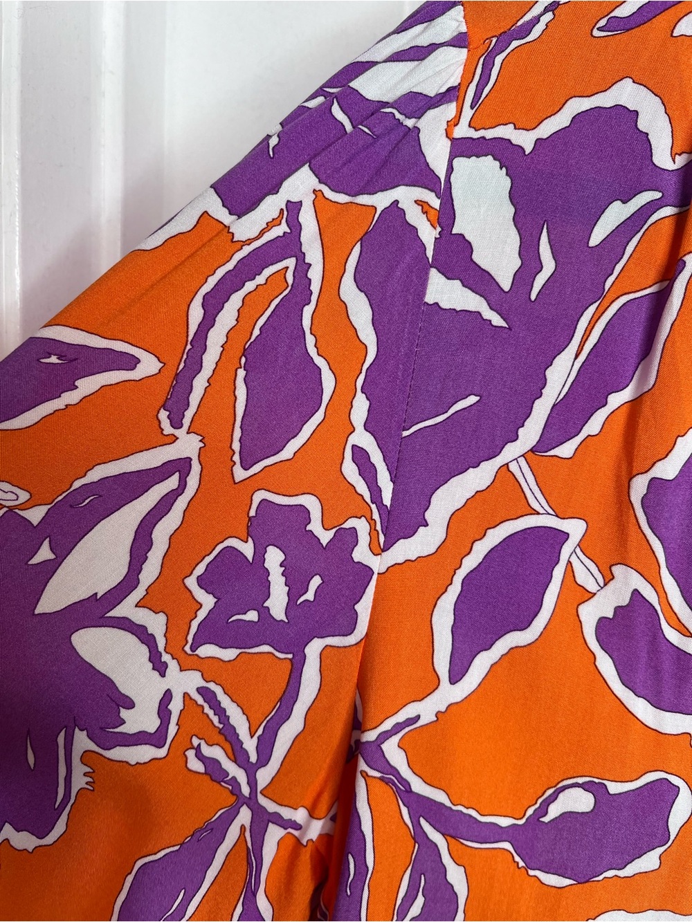 PrettyGarden Orange Purple Floral Design Button-Front Blouse. Size Small. NWT. - Picture 13 of 15